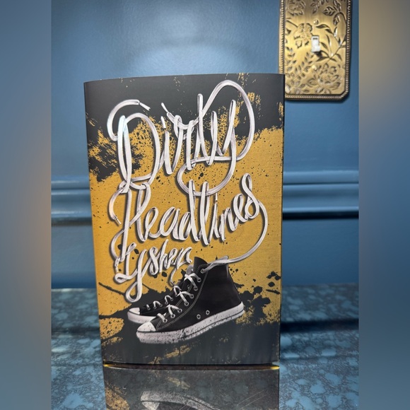 Baddies Book Box LJ Shen Dirty Headlines - Picture 1 of 12